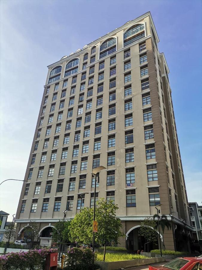 Pinnacle Kelana Jaya Petaling Jaya Exterior photo